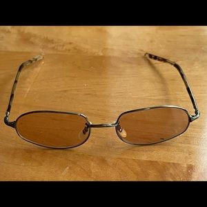 Vintage Oliver Peoples sunglasses small size